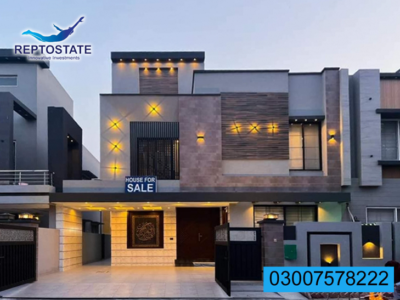 10 Marla House for sale in Bahria town Lahore